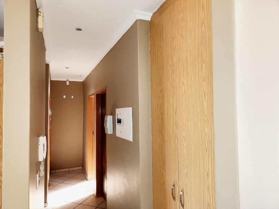 3 Bedroom Property for Sale in Azalea Park North West